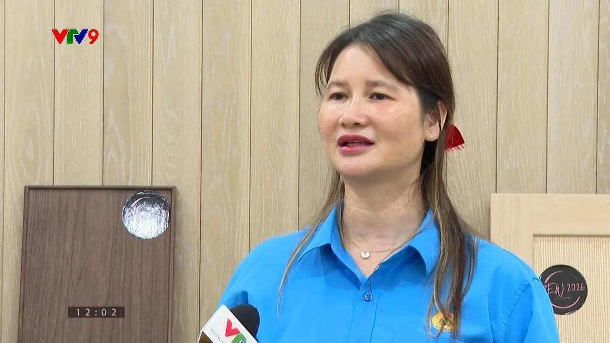 pnhn-0702-1 lê thị hương.jpg