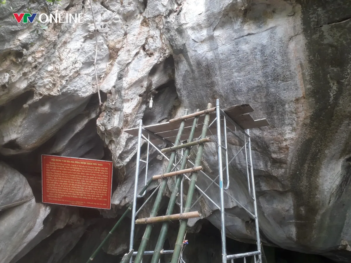 Tấm văn bia cổ gần 700 năm tuổi ở Nghệ An được c&ocirc;ng nhận l&agrave; Bảo vật quốc gia - Ảnh 2.