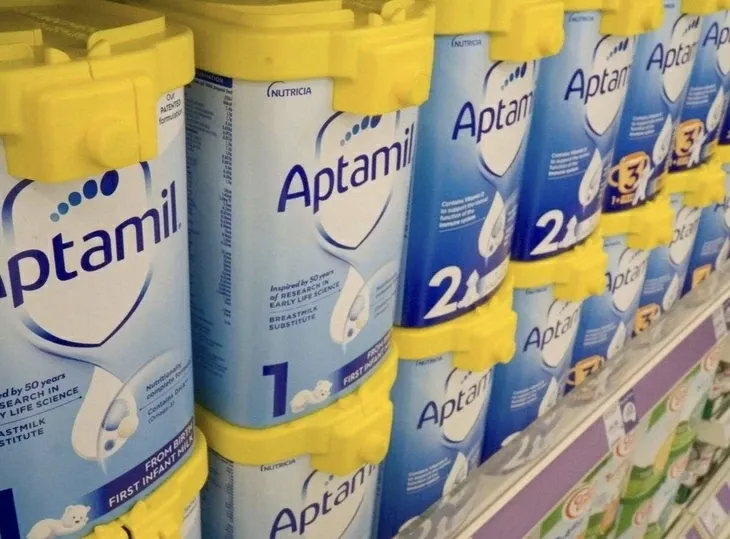 Mở rộng chiến dịch thu hồi sữa c&ocirc;ng thức nhiễm độc tố tại nhiều quốc gia ch&acirc;u &Acirc;u- Ảnh 1.