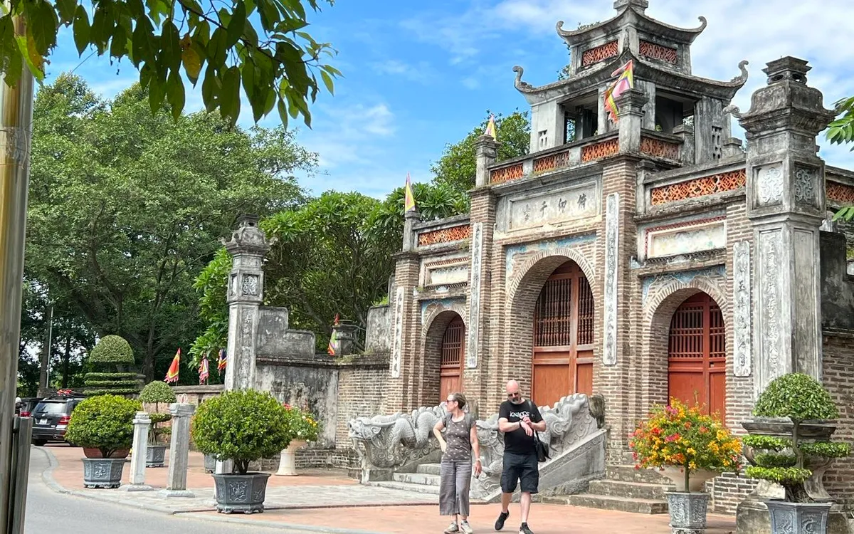 Hà Nội định hướng phát triển lễ hội thành sản phẩm công nghiệp văn hóa, gắn du lịch bền vững và nâng cao giá trị di sản.