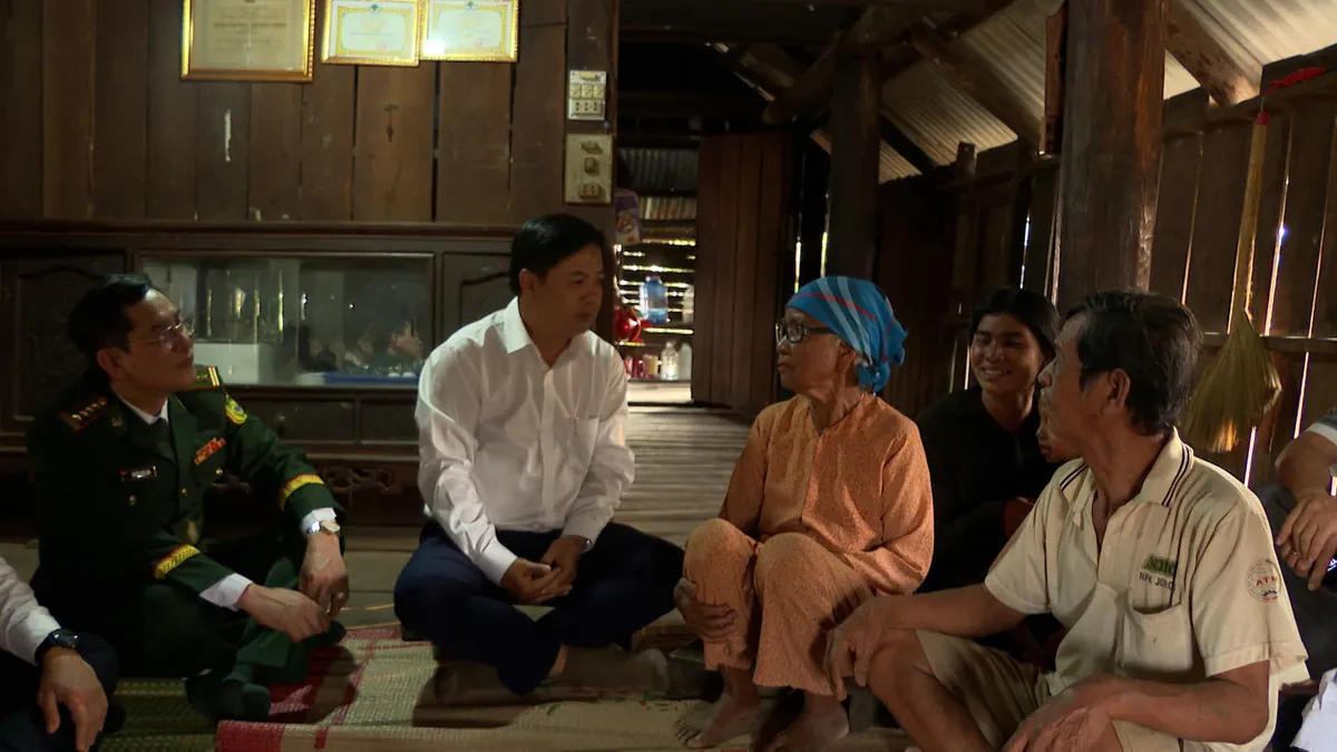 B&iacute; thư Tỉnh ủy Đắk Lắk Lương Nguyễn Minh Triết thăm, ch&uacute;c Tết tại x&atilde; Bu&ocirc;n Đ&ocirc;n- Ảnh 1.