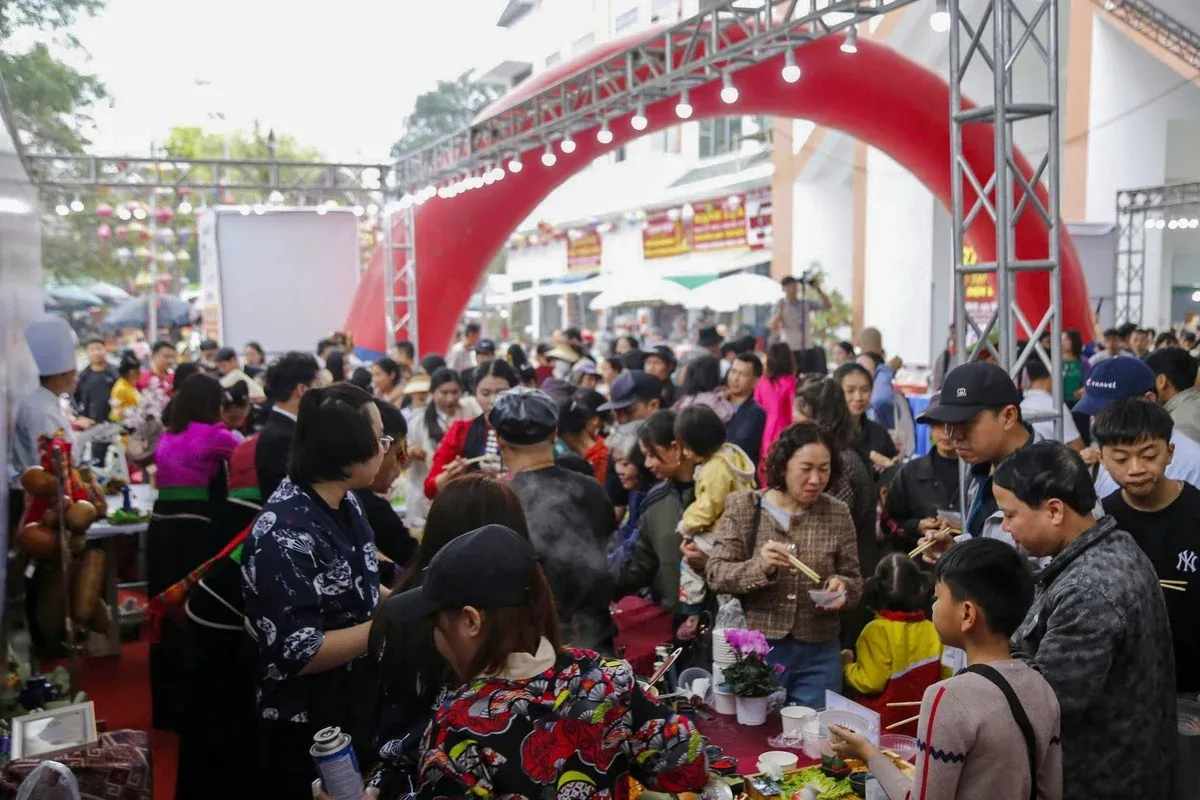 Li&ecirc;n hoan ẩm thực &ldquo;27 phong vị ẩm thực Điện Bi&ecirc;n&rdquo; - Ảnh 13.