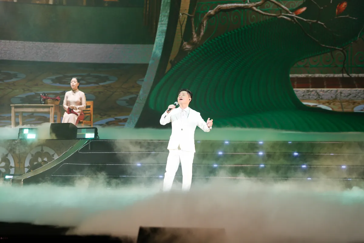 Chủ tịch nước Lương Cường: "Kh&aacute;t vọng Việt Nam được khẳng định v&agrave; khơi dậy mạnh mẽ" - Ảnh 11.