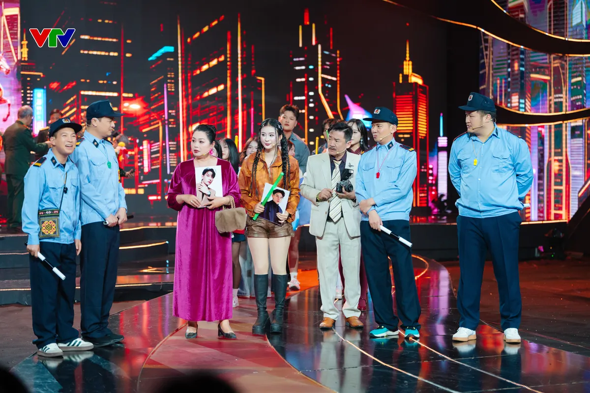 D&agrave;n nghệ sĩ g&oacute;p mặt trong Gặp nhau cuối năm - Quảng trường m&ugrave;a xu&acirc;n  - Ảnh 2.