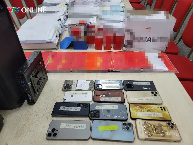 Khởi tố 9 bị can chiếm đoạt hơn 318 tỷ đồng của một ng&acirc;n h&agrave;ng tại H&agrave; Nội- Ảnh 3.