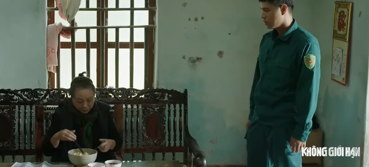 Kh&ocirc;ng giới hạn - Tập 6: Lợi (T&ocirc; Dũng) bị kẻ lạ mặt tấn c&ocirc;ng- Ảnh 5.