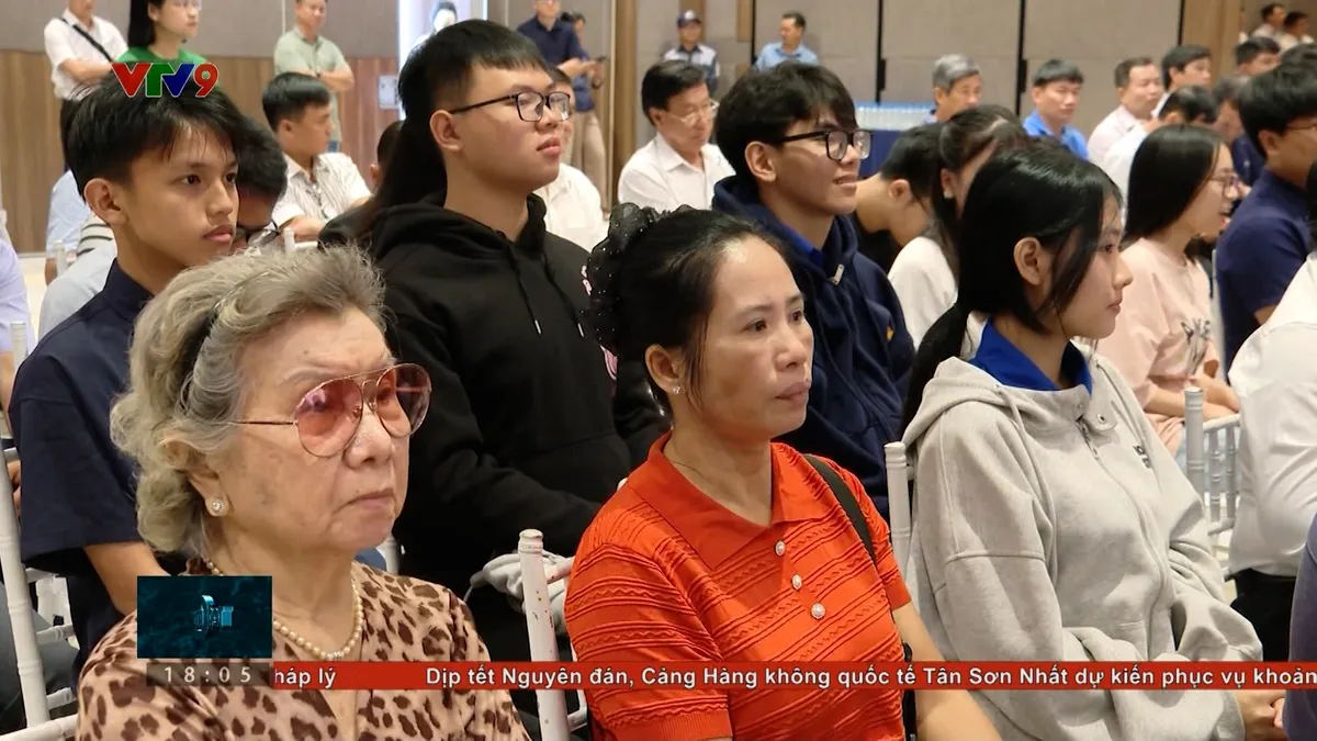 Lấy ý kiến cử tri nơi cư trú: Thước đo uy tín và trách nhiệm của đại  biểu