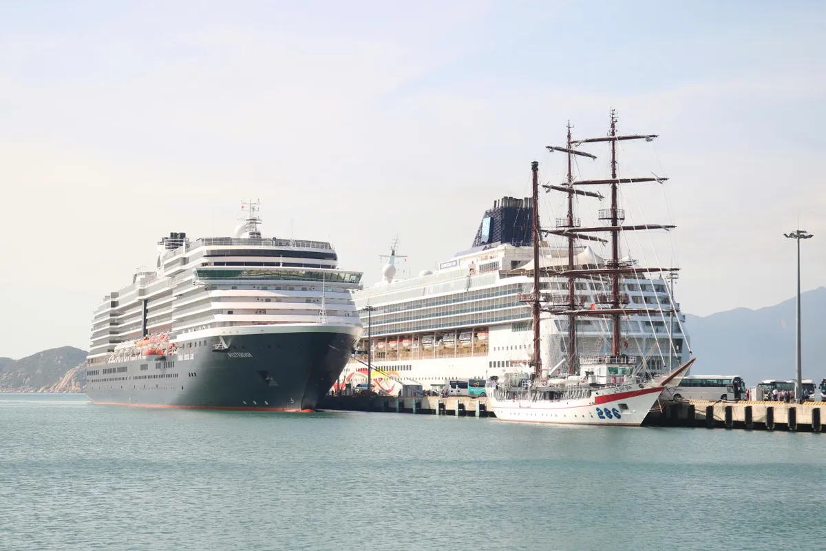 Kh&aacute;nh H&ograve;a đặt mục ti&ecirc;u trở th&agrave;nh trung t&acirc;m du lịch biển quốc tế v&agrave;o năm 2030- Ảnh 1.