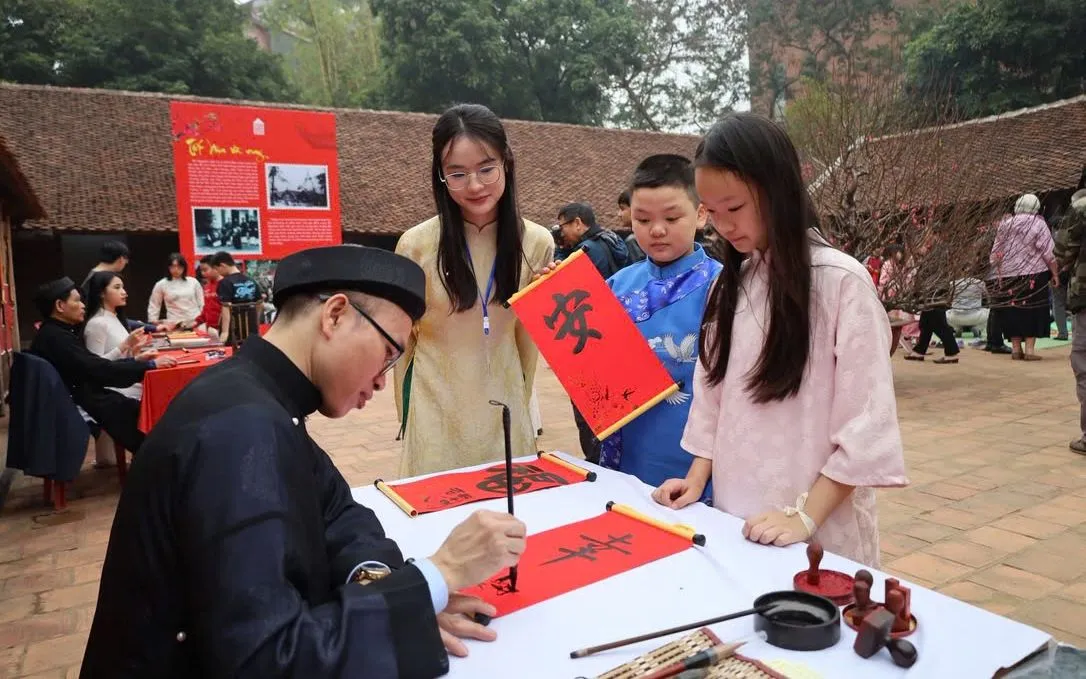 Nét đẹp xin chữ ông đồ mang theo nhiều mong ước cho năm mới