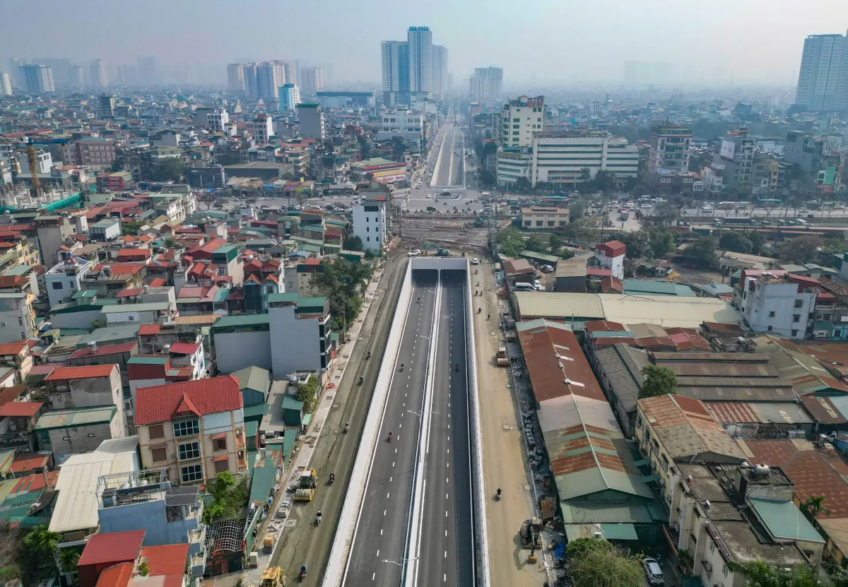 H&agrave; Nội: Giao th&ocirc;ng th&ocirc;ng tho&aacute;ng ng&agrave;y đầu th&ocirc;ng xe hầm chui Kim Đồng v&agrave; đường V&agrave;nh đai 2,5 - Ảnh 1.