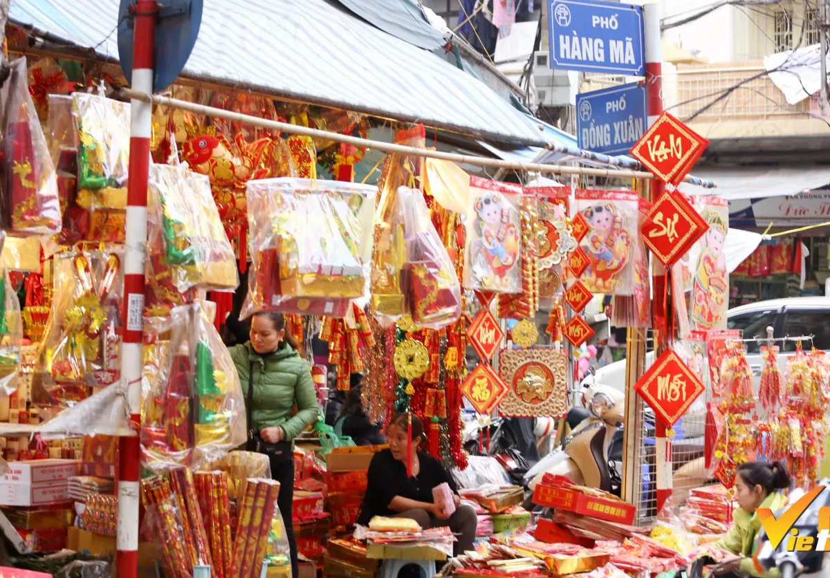 Giữ nếp xưa trong nhịp sống hiện đại ng&agrave;y tiễn T&aacute;o qu&acirc;n về trời- Ảnh 2.