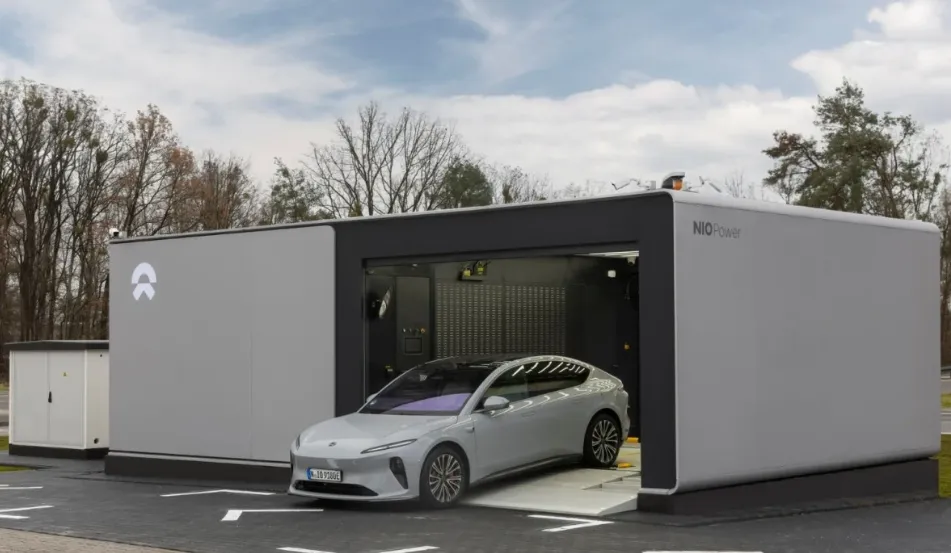 Nio tham vọng đạt 100 triệu lượt đổi pin: C&uacute; h&iacute;ch đầu tư mới cho hạ tầng xe điện Trung Quốc - Ảnh 1.