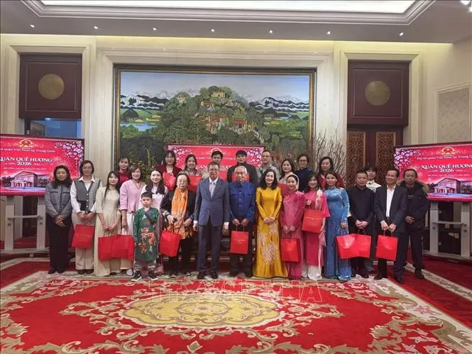 Xu&acirc;n B&iacute;nh Ngọ 2026: G&igrave;n giữ truyền thống Tết Việt nơi xa xứ - Ảnh 3.