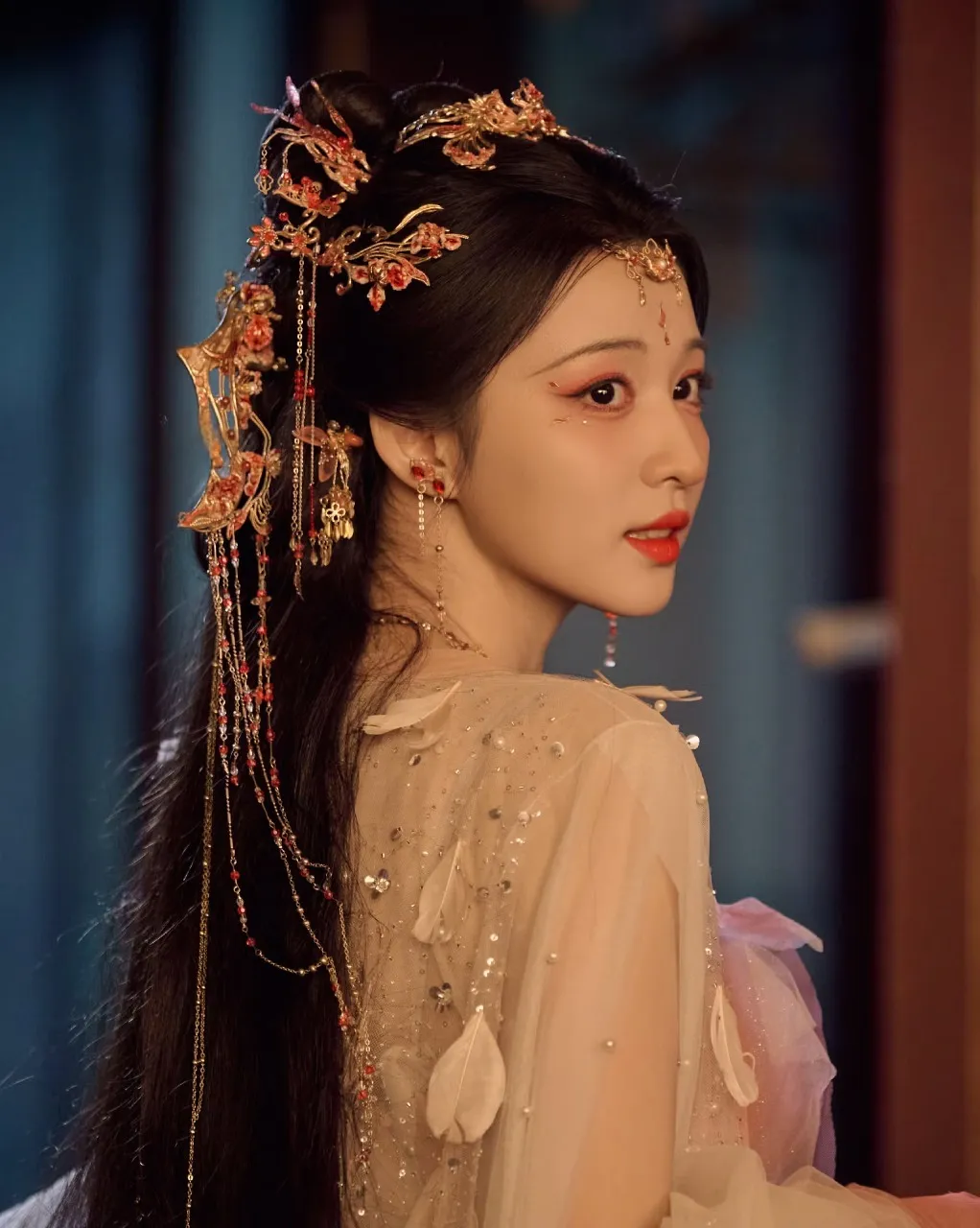 Phim cổ trang h&agrave;i &ldquo;C&ograve;n ra thể thống g&igrave; nữa&rdquo; g&acirc;y sốt đầu th&aacute;ng 2- Ảnh 2.