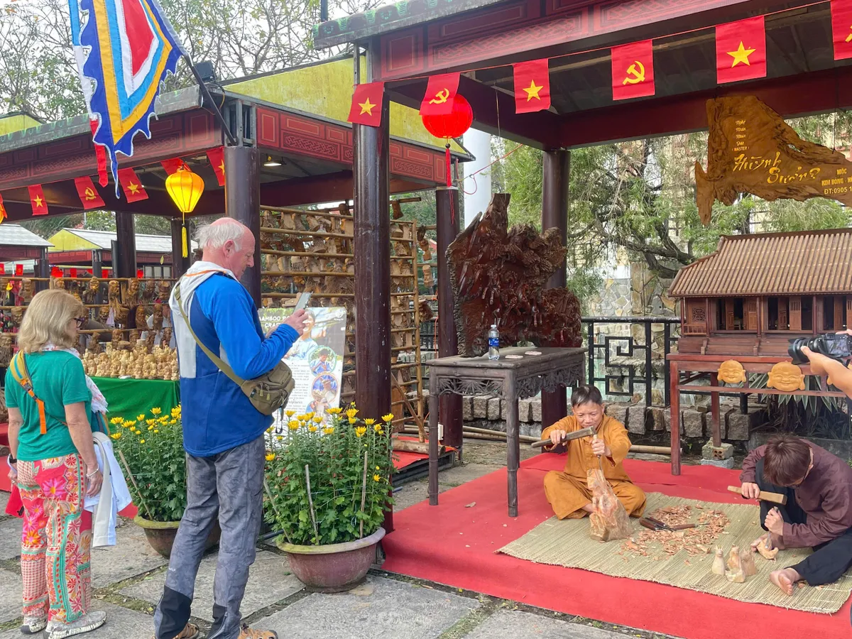 Hội An: Đ&aacute;nh thức k&yacute; ức Tết xưa giữa l&ograve;ng di sản- Ảnh 7.