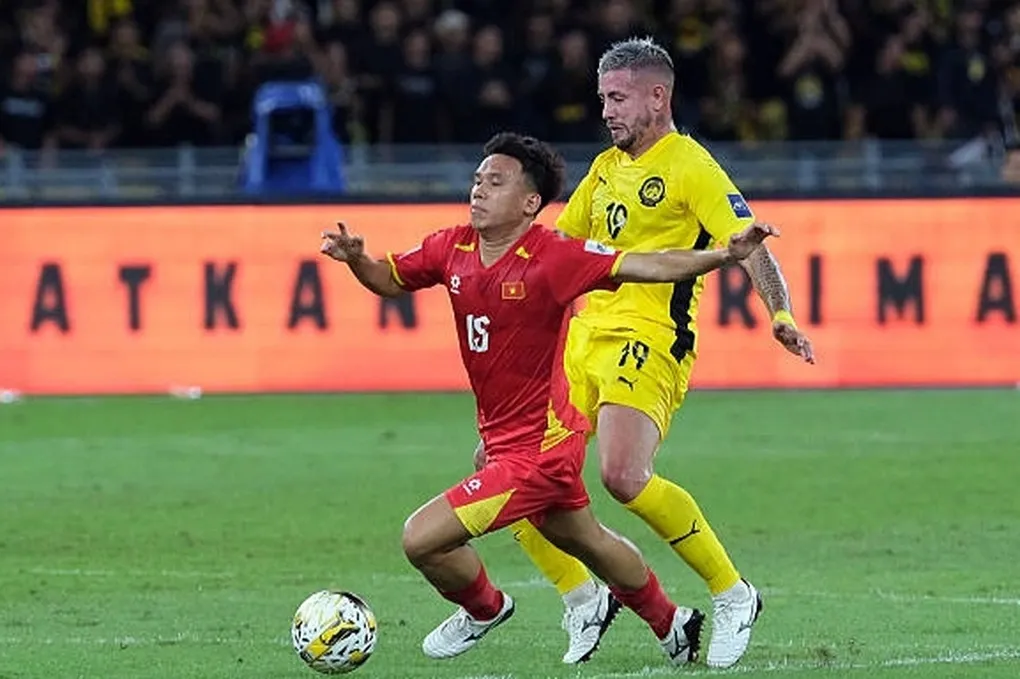 AFC x&aacute;c nhận Việt Nam gửi đơn khiếu nại vụ 7 cầu thủ nhập tịch của Malaysia- Ảnh 1.
