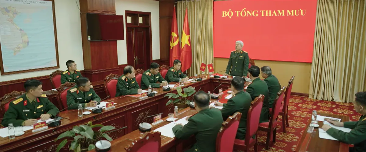 Kh&ocirc;ng giới hạn - Tập 8: Lợi chi&ecirc;u mộ nh&oacute;m du c&ocirc;n v&agrave;o đội d&acirc;n qu&acirc;n tự vệ - Ảnh 1.