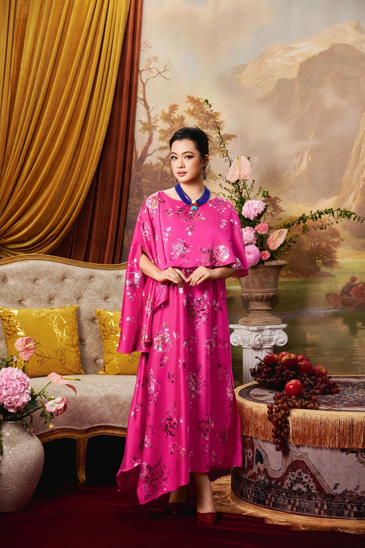 "Phồn hoa" của NTK Vũ Tường Vi v&agrave; c&acirc;u chuyện thời trang đi c&ugrave;ng thời gian - Ảnh 8.