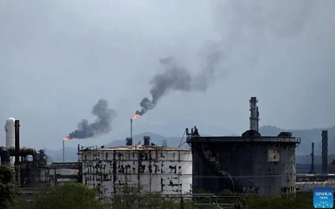 Bộ Tài chính Mỹ thông báo chính thức cấp phép xuất khẩu công nghệ và thiết bị dầu khí sang Venezuela. Ảnh: Xinhua