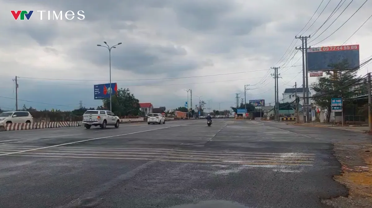 Đ&atilde; th&aacute;o dỡ xong trạm thu ph&iacute; T3 quốc lộ 51 giao th&ocirc;ng qua TP Hồ Ch&iacute; Minh th&ocirc;ng tho&aacute;ng- Ảnh 1.