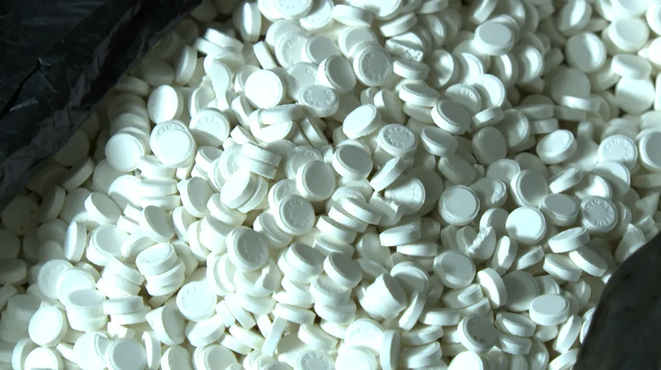 Bột ng&ocirc;, bột nếp trộn thuốc t&acirc;n dược, dựng nh&atilde;n &ldquo;đ&ocirc;ng y cổ truyền&rdquo; để lừa người ti&ecirc;u d&ugrave;ng- Ảnh 3.