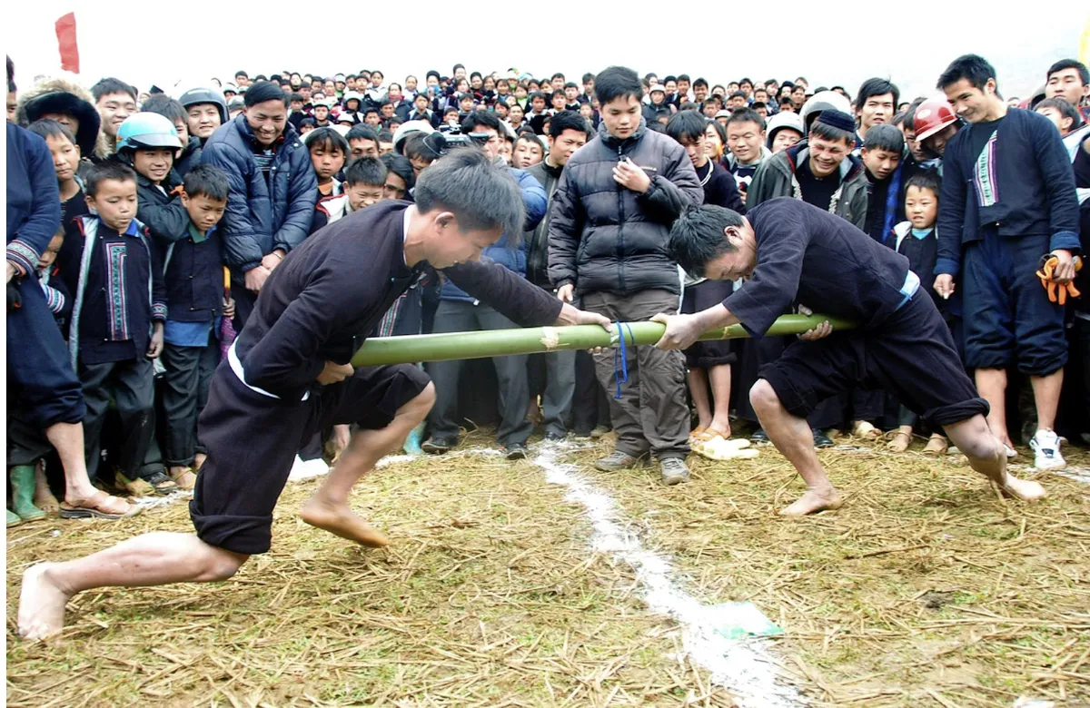 B&ecirc;n bếp lửa Sa Pa, du kh&aacute;ch chạm v&agrave;o hồn Tết Việt- Ảnh 7.