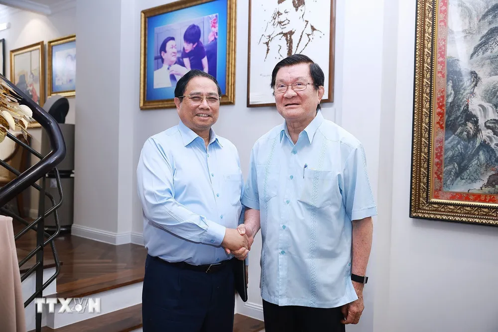 Thủ tướng ch&uacute;c Tết gia đ&igrave;nh nguy&ecirc;n l&atilde;nh đạo Đảng, Nh&agrave; nước qua c&aacute;c thời kỳ - Ảnh 1.