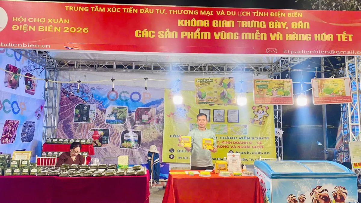 Rực rỡ sắc xuân tại Hội chợ Xuân Điện Biên 2026 - Ảnh 7.