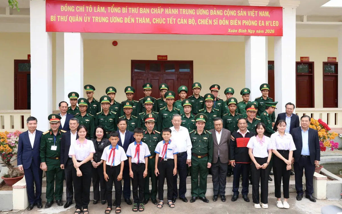 Tổng Bí thư Tô Lâm thăm, chúc Tết Đồn Biên phòng Ea H’Leo, Đắk Lắk.
