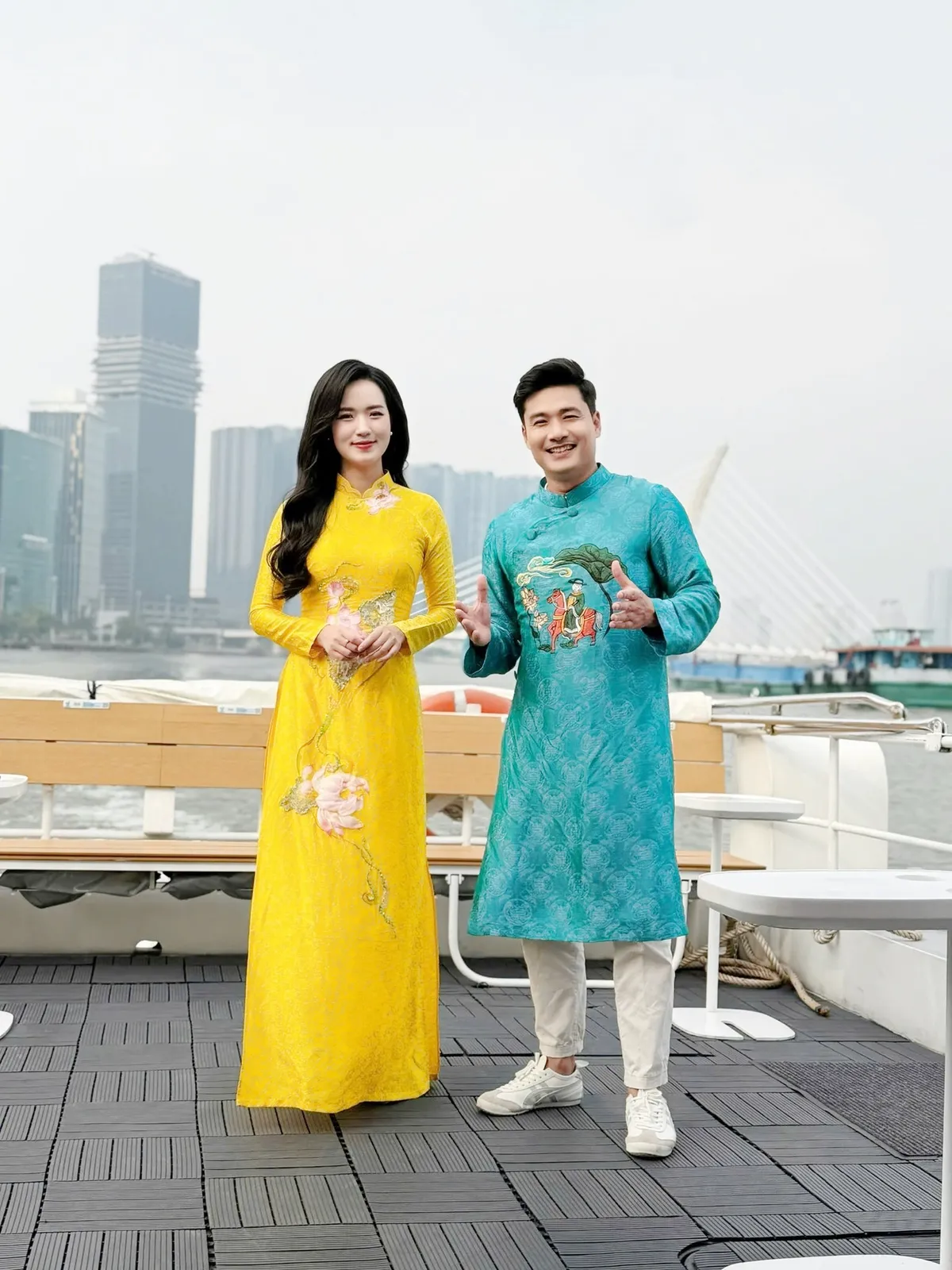 BTV Lan Chi: "Hy vọng Chiều cuối năm - Việt Nam trong t&ocirc;i sẽ để lại trong l&ograve;ng kh&aacute;n giả một dư &acirc;m ấm &aacute;p" - Ảnh 5.