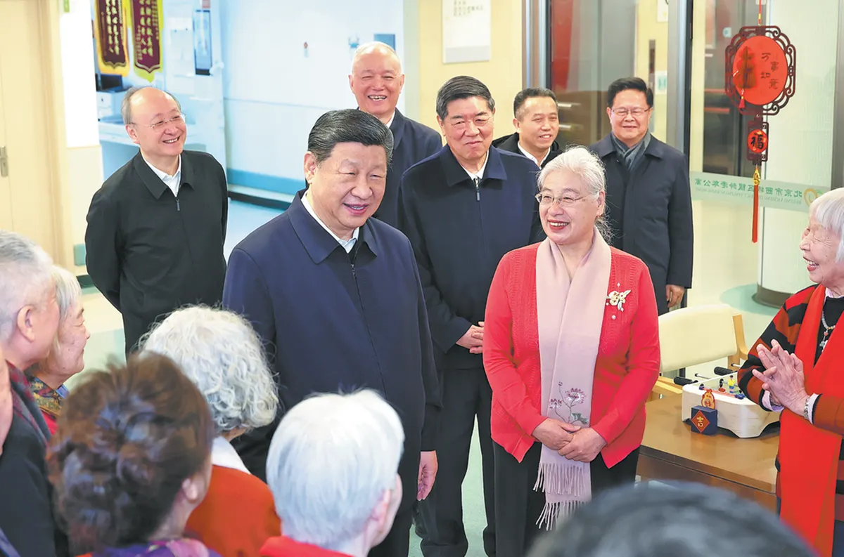 Chủ tịch Trung Quốc Tập Cận B&igrave;nh thăm người d&acirc;n Bắc Kinh trước thềm Tết Nguy&ecirc;n đ&aacute;n - Ảnh 3.