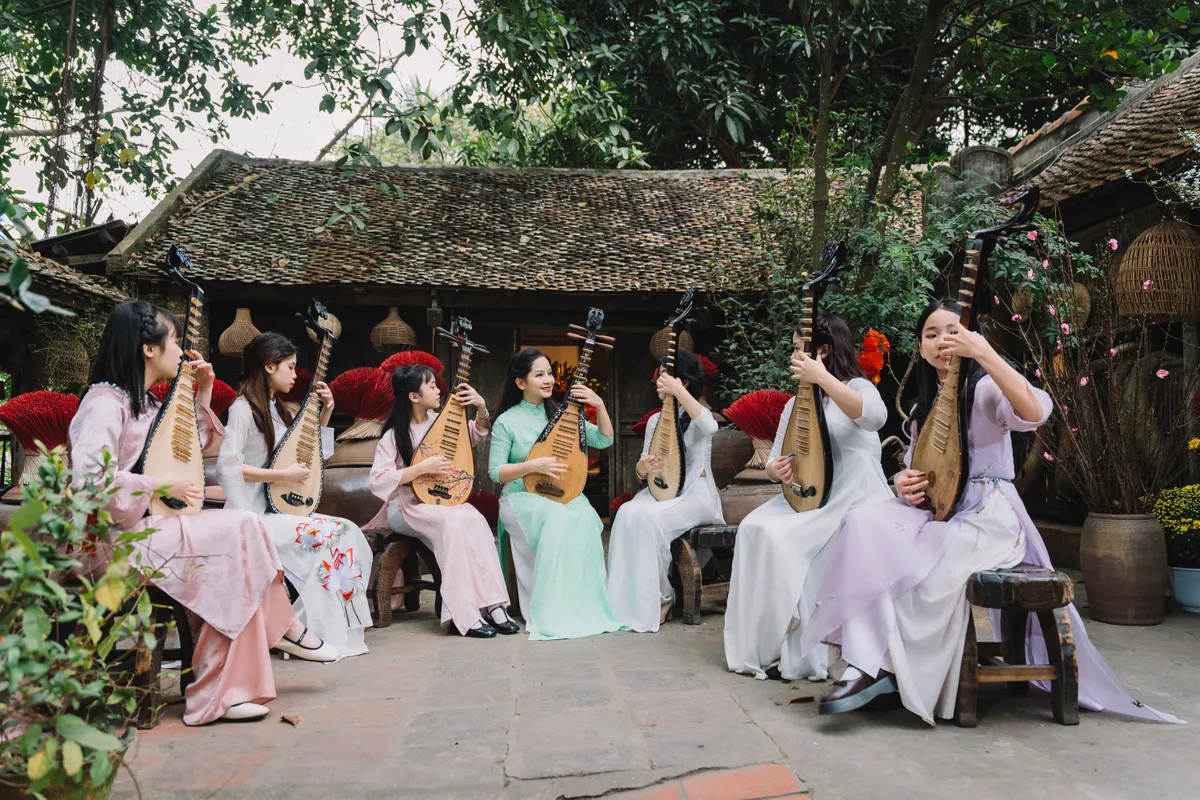 MV &ldquo;Tết b&igrave;nh an b&ecirc;n nhau&rdquo;: Th&ocirc;ng điệp b&igrave;nh an cho m&ugrave;a đo&agrave;n tụ- Ảnh 2.