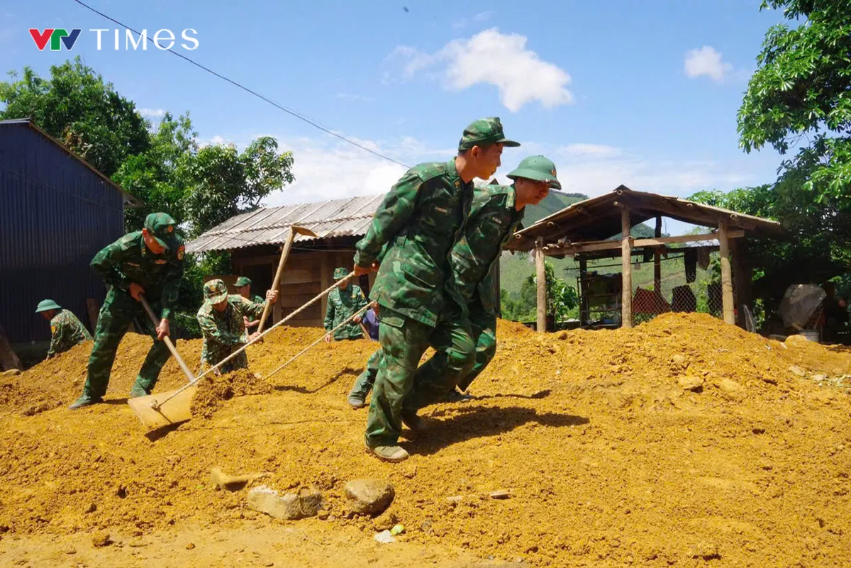Lai Ch&acirc;u: Chung tay vun đắp thế trận l&ograve;ng d&acirc;n nơi bi&ecirc;n giới - Ảnh 3.