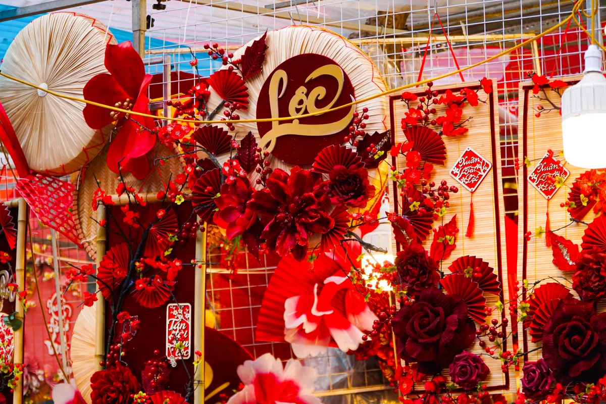 Phố phường Thủ đ&ocirc; ngập tr&agrave;n sắc xu&acirc;n  - Ảnh 15.