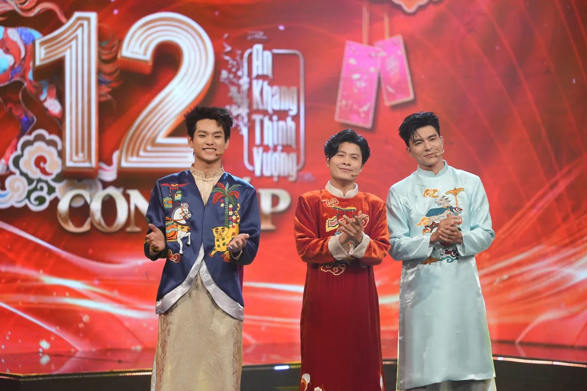 Steven Nguyễn đ&oacute;n sinh nhật bất ngờ trong hậu trường "12 Con gi&aacute;p - Sắc xu&acirc;n"- Ảnh 2.