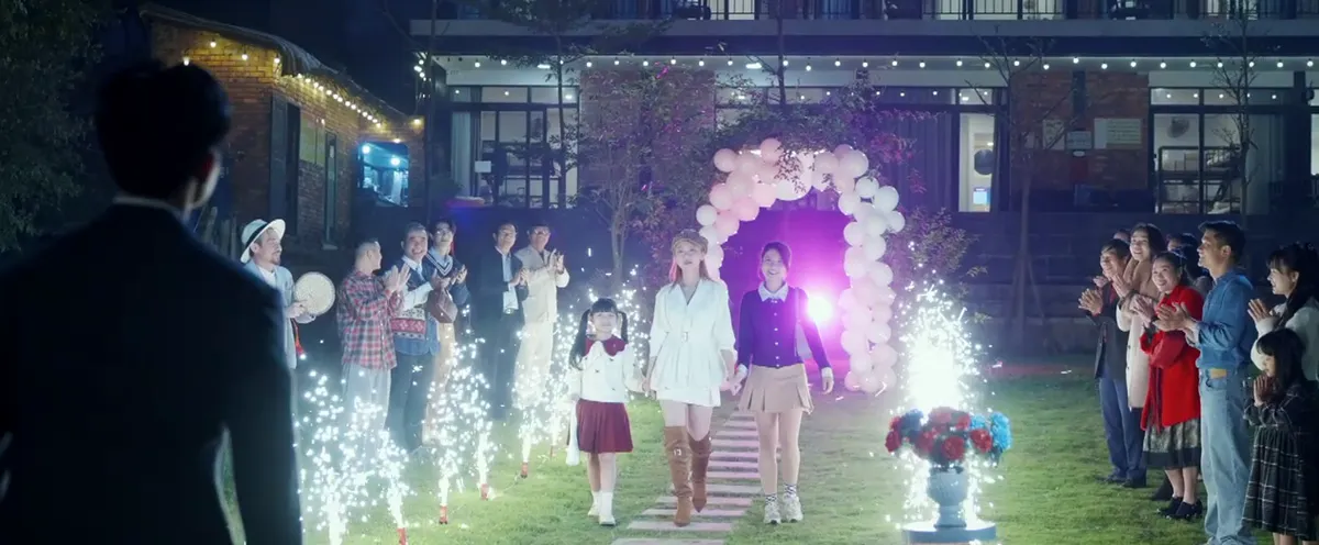 Gia đ&igrave;nh tr&aacute;i dấu - Tập 33:  - Ảnh 7.