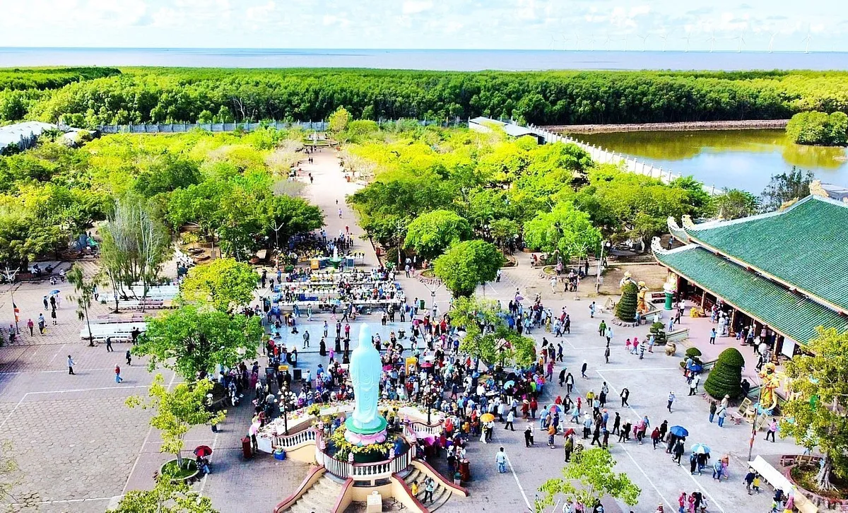 Cà Mau tăng tốc xây dựng du lịch xanh, hướng tới hệ sinh thái bền vững- Ảnh 1. Cà Mau tăng tốc xây dựng du lịch xanh, hướng tới hệ sinh thái bền vững- Ảnh 1.