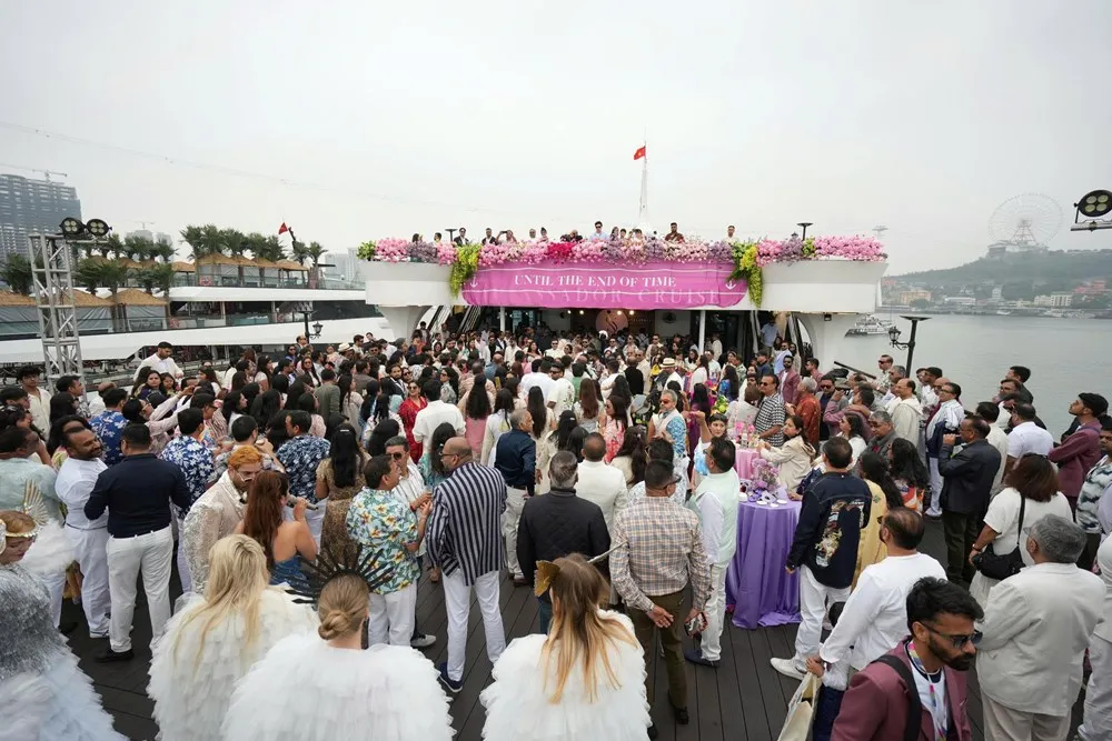 Quảng Ninh v&agrave;o &ldquo;thời điểm v&agrave;ng&rdquo; đ&oacute;n s&oacute;ng du lịch t&agrave;u biển quốc tế- Ảnh 1.