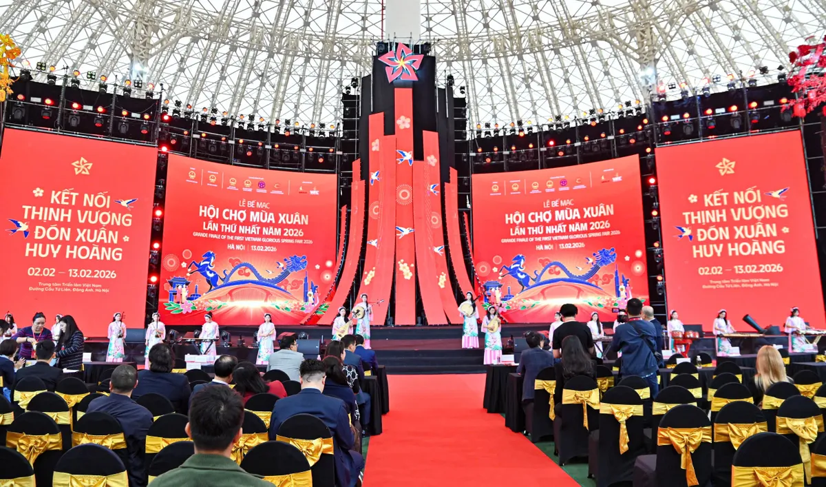 D&agrave;n "T&aacute;o qu&acirc;n", H&ograve;a Minzy, Double2T sẽ tham gia Lễ Bế mạc Hội chợ M&ugrave;a Xu&acirc;n- Ảnh 5.