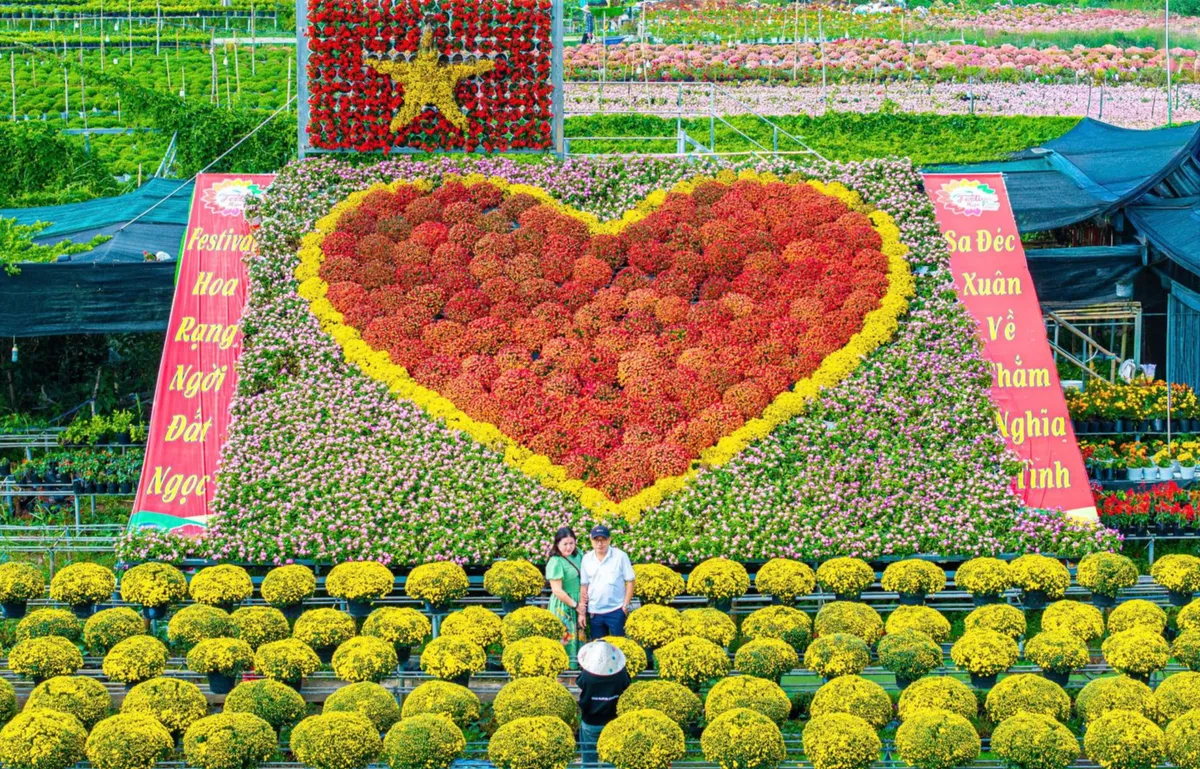 Sắc Tết từ l&agrave;ng hoa Sa Đ&eacute;c - Ảnh 3.