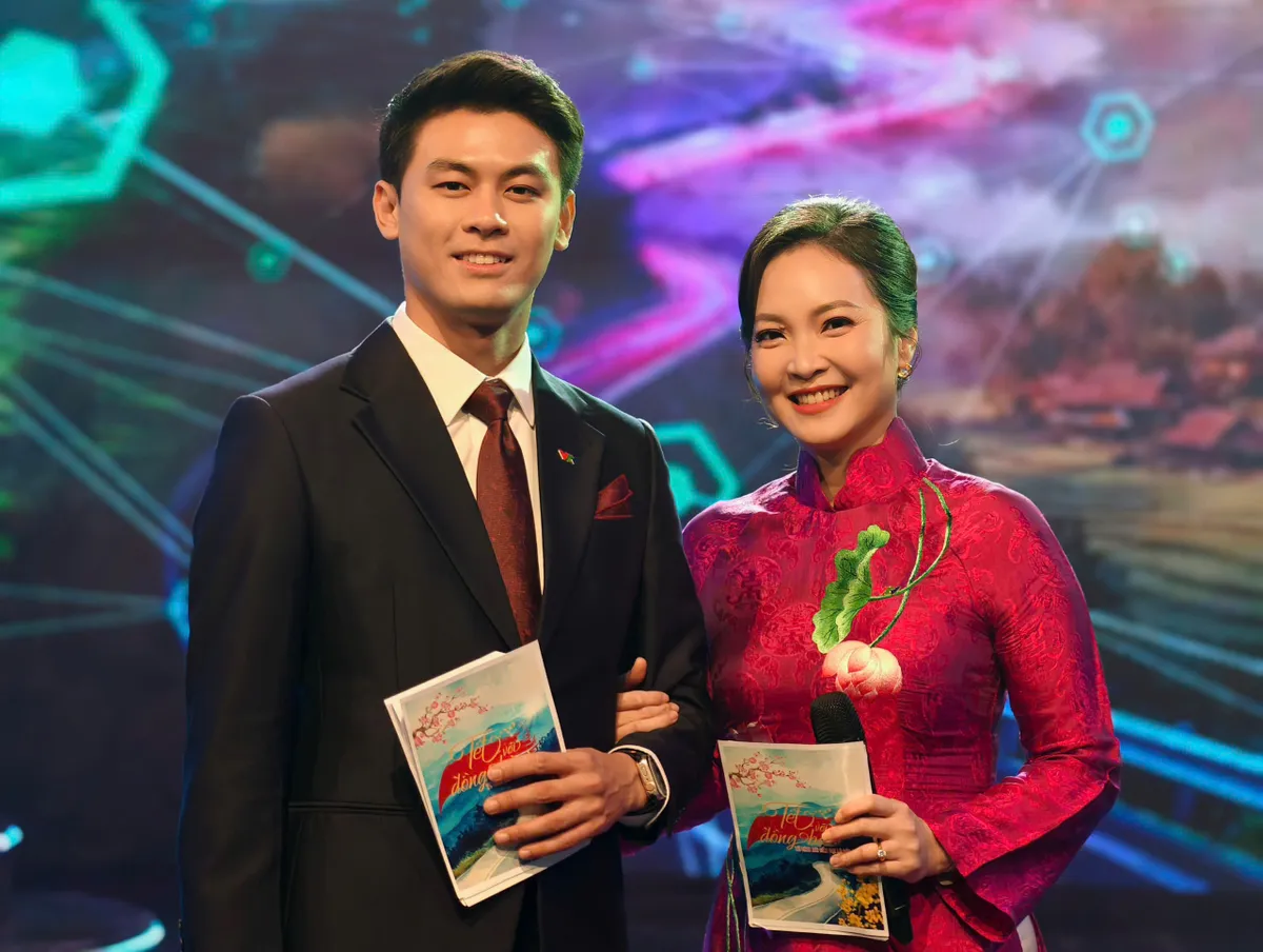 Tết với đồng b&agrave;o 2026: Từ đỉnh n&uacute;i đến đại lộ m&ugrave;a Xu&acirc;n - Ảnh 8.