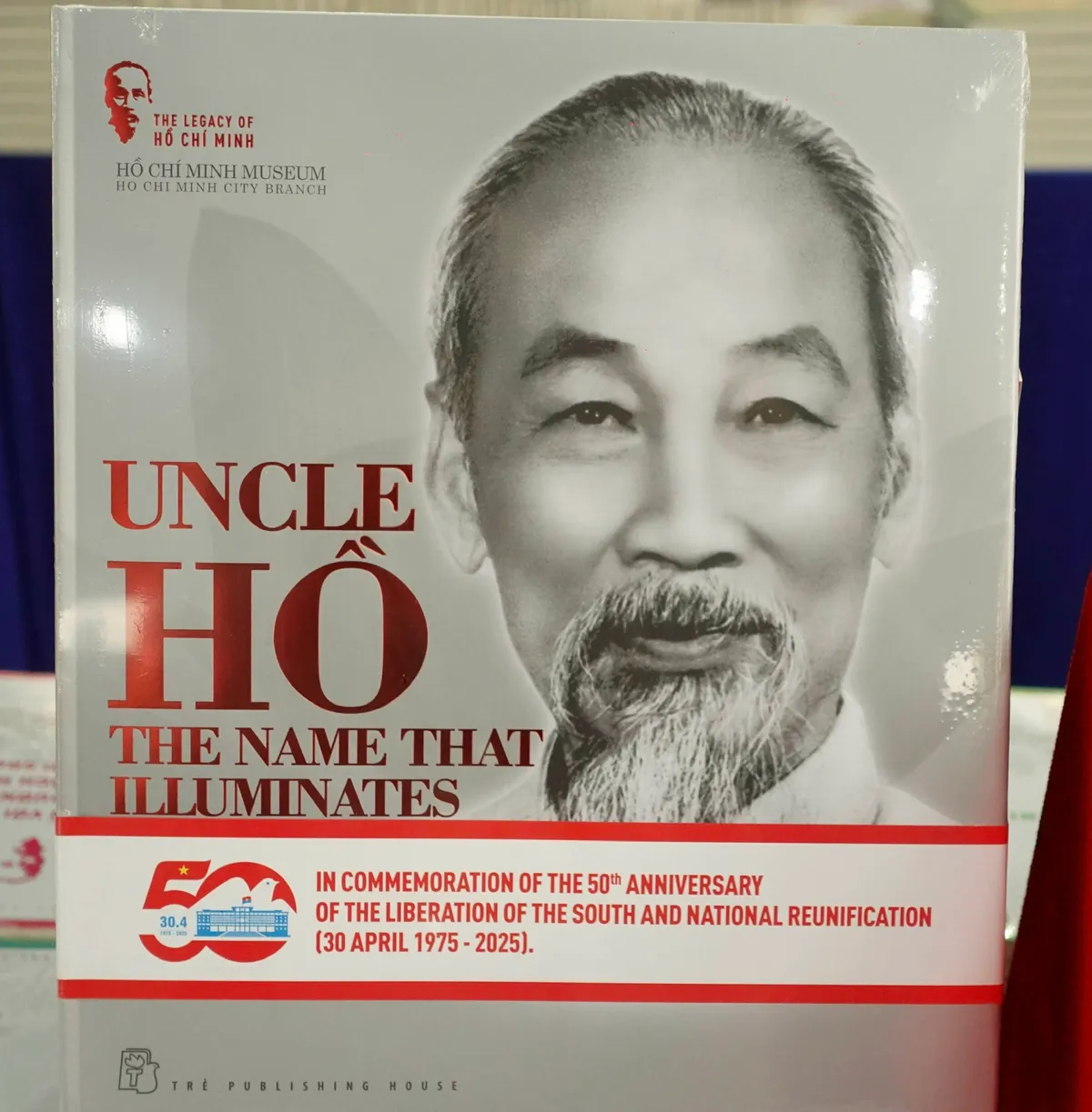 Đường sách Tết Bính Ngọ lộ diện trước ngày khai mạc - Ảnh 4.