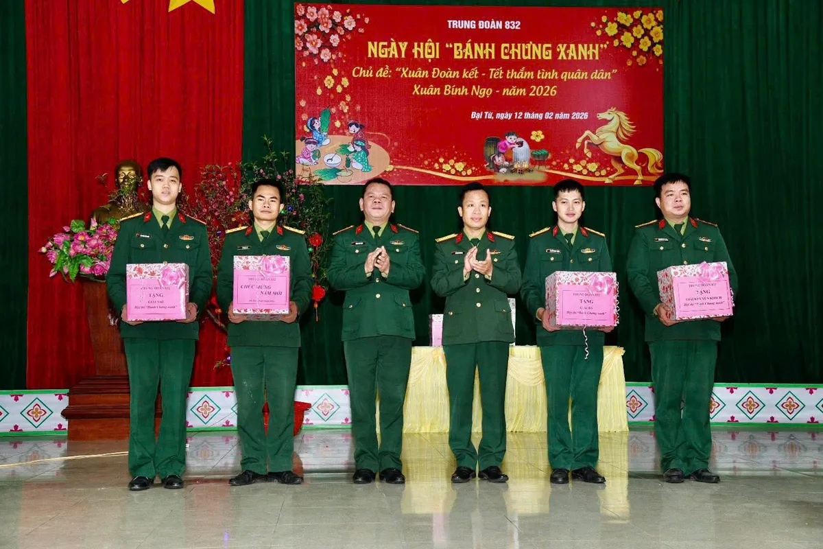 Th&aacute;i Nguy&ecirc;n: Những &ldquo;người l&iacute;nh cụ Hồ&rdquo; dệt sắc Xu&acirc;n giữa l&ograve;ng doanh trại - Ảnh 5.