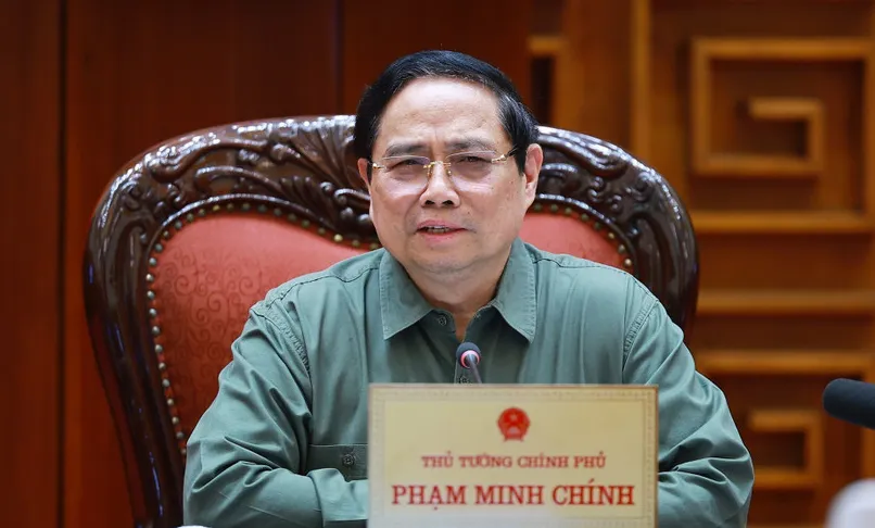 Thủ tướng: Phấn đấu đến Tết Nguy&ecirc;n đ&aacute;n 2027 nh&acirc;n d&acirc;n c&oacute; cầu s&ocirc;ng L&ocirc; mới đi lại - Ảnh 2.