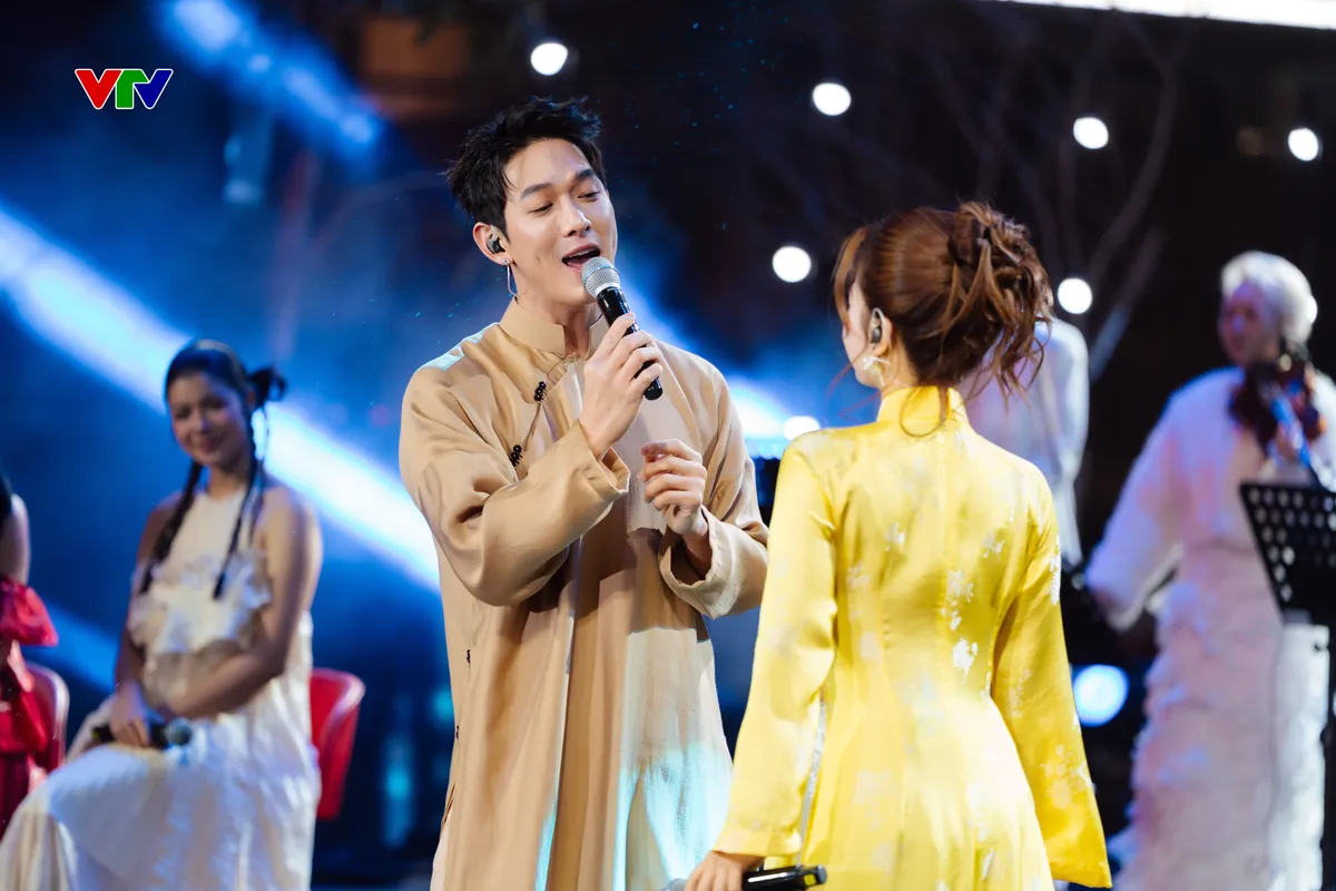 Gió và Tình yêu thổi trên đất nước tôi: Đầy sắc màu tự hào Việt - Ảnh 8.