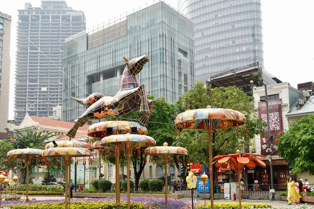 Đường hoa Nguyễn Huệ đã sẵn sàng đón khách tham quan - Ảnh 15.