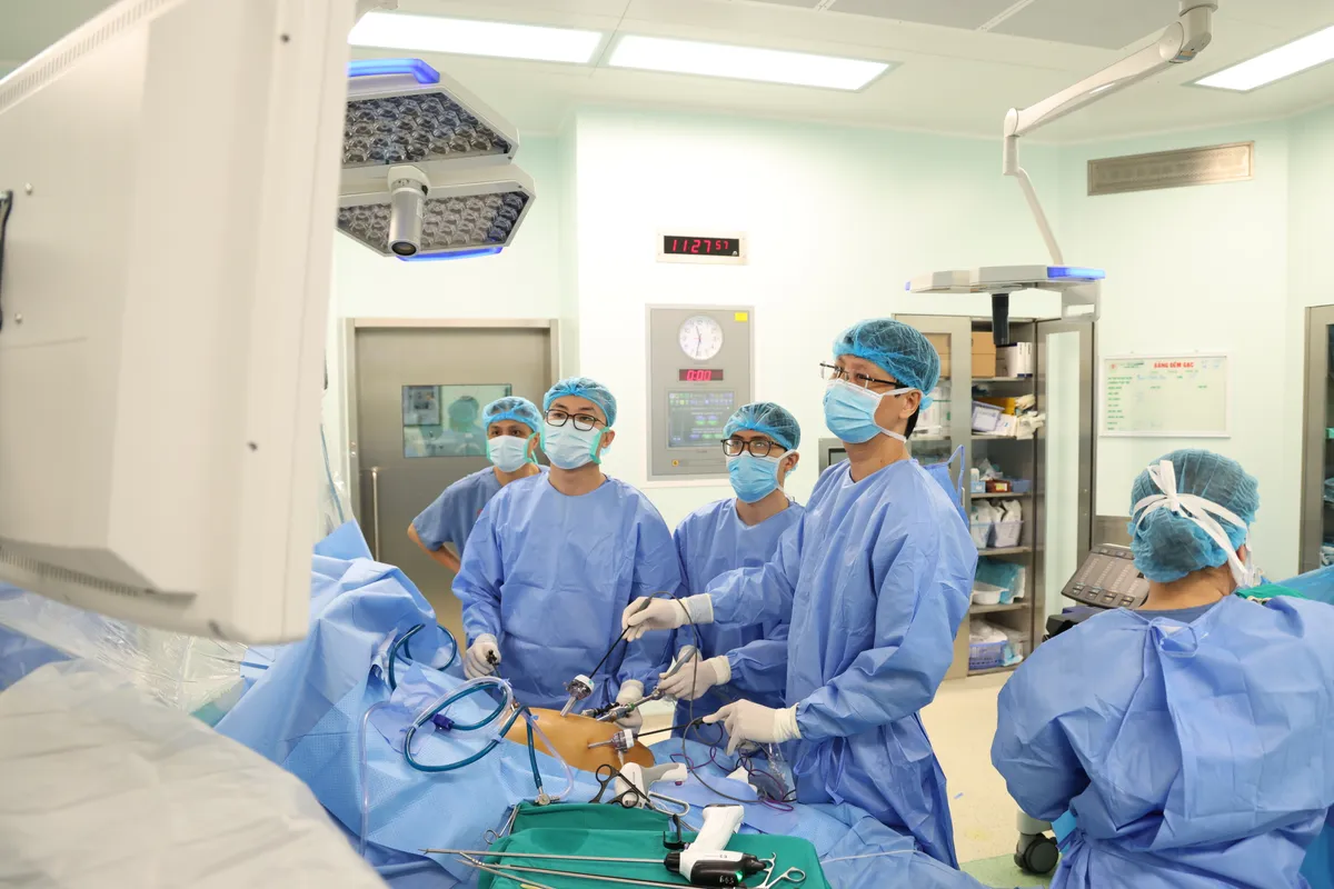 Ca gh&eacute;p gan cấp cứu cứu sống người bệnh thời điểm cận Tết- Ảnh 1.