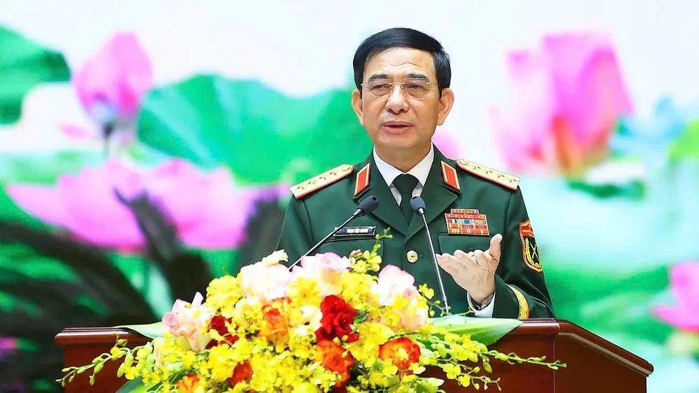 Bộ trưởng Quốc ph&ograve;ng Phan Văn Giang ch&uacute;c Tết, động vi&ecirc;n to&agrave;n qu&acirc;n ho&agrave;n th&agrave;nh xuất sắc nhiệm vụ- Ảnh 1.