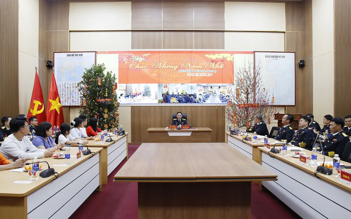 Quang cảnh điểm cầu trực tuyến tại Bộ Tư lệnh Vùng 3 Hải quân.