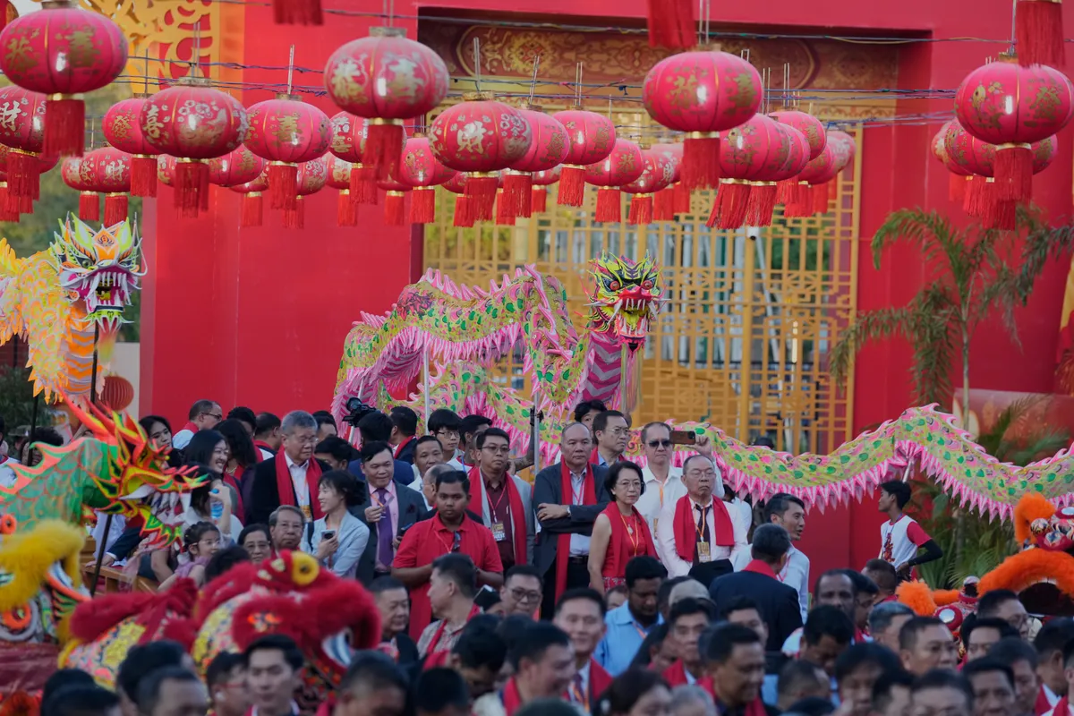 Kh&ocirc;ng kh&iacute; đ&oacute;n Tết Nguy&ecirc;n đ&aacute;n rộn r&agrave;ng tại nhiều quốc gia ch&acirc;u &Aacute;- Ảnh 18.